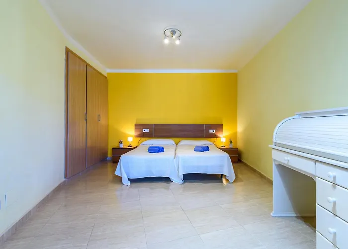Manacor By Interhome Daire