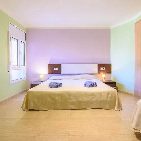 Manacor By Interhome Cambrils